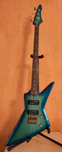Aria pro zzb custom bass - ii,