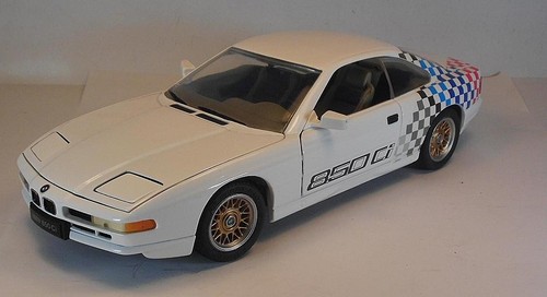 Revell bmw 850 ci coupe - 1/18,