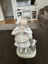 Lladro Nao Mädchen Sitzend Mit Blumenkorb Und Ihrem Hund