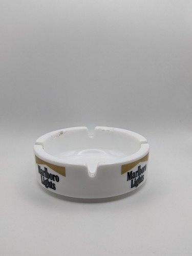 Marlboro lights aschenbecher - lights,