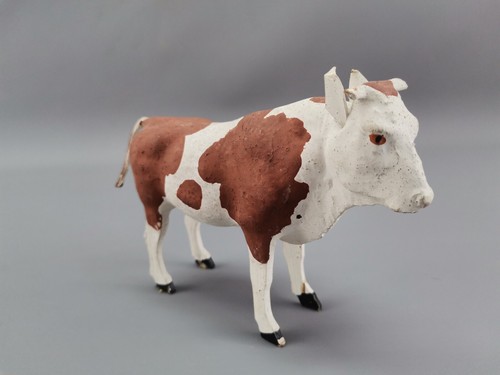 Braun gefleckte kuh figur - braun,