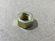 Mc Cormick Krümmer & Auspuff Mutter DLD-2 D-212 214 215 217 219  20229D CNH