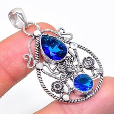 Handgefertigter blauer