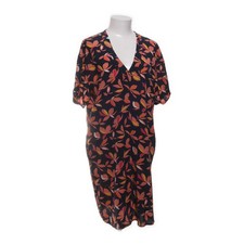 Essentiel Antwerp, Kleid