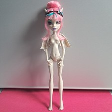 Monster High Doll Rochelle Goyle Dance Class  2013