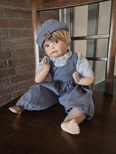 Sammlerpuppe, Goldmie, Junge, blau