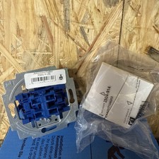 10x Busch-Jaeger 2000/4 US