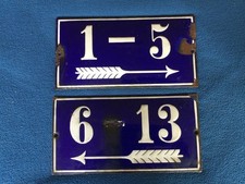 2 Stück alte Emailleschilder Hausnummern