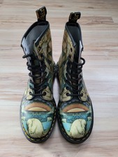 Dr. Martens William Blake