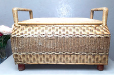 Korbgeflechte Truhe mit einem