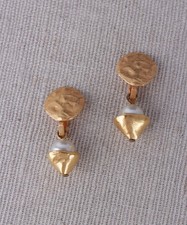 Vergoldete Ohrclip mit Perlen