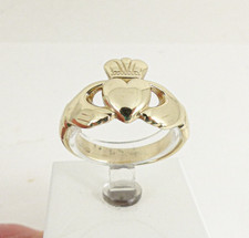 9 kt Gold Claddagh Siegelring Dublin Punze Gr. W 5,7 Gramm mit Geschenkbox