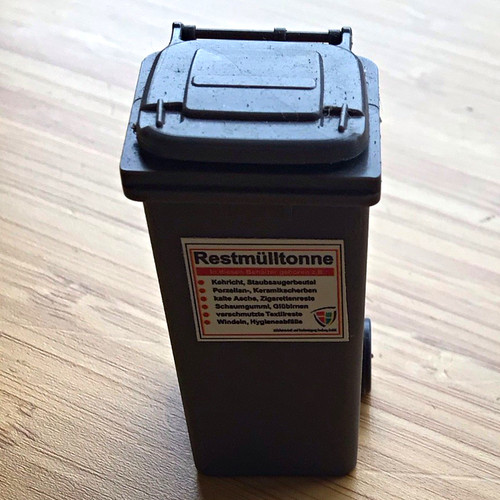 Modellbau/Abfalleimer