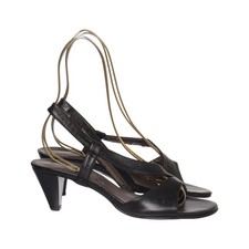 Roberto Santi, Sandaletten