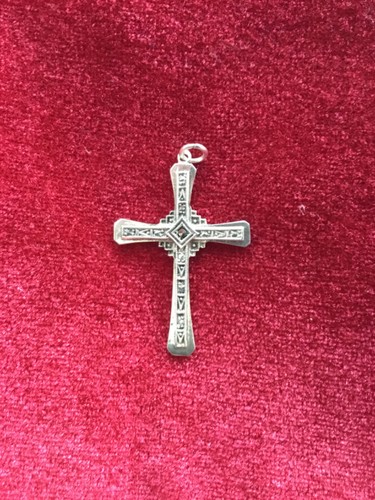 Schönes antikes silberkreuz - antikes,
