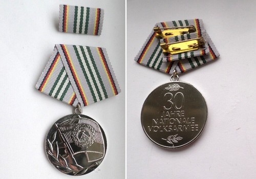 Ddr jahre nva medaille - 30,