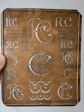 Uralte Monogrammschablone aus