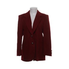 Petite Mademoiselle, Mantel