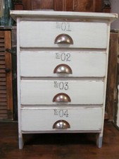 Shabby chic Putzschrank