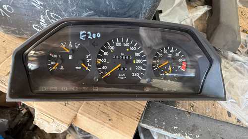 Mercedes w124 e200 - w124,