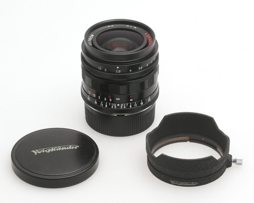 Voigtländer ultron f1 9 - ultron, f1.9