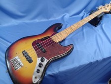 (Fender) Jazz Bass 3 Tone