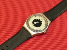 REFURBISHED / neuwertige Swatch Irony Medium (31mm) - ON THE DOT - YLS1007
