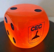 XL DDR WÜRFEL AUS BAKELIT