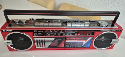 Sharp qt77 boombox - hr,