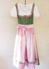 Edel Dirndl in grünem Satin
