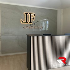 Werbeanlage 3D Buchstaben -