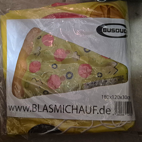 Busduga pizza luftmatratze - pizza,