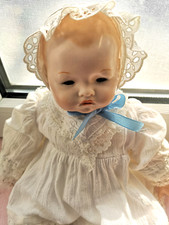 Armand Marseille Dream Baby "Repro" mit Haube, Größe 40 cm