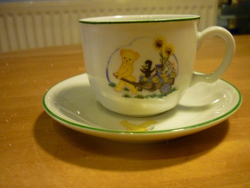 Antike kleine kindertasse - antike,