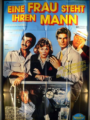 Eine frau steht ihren mann - eine,