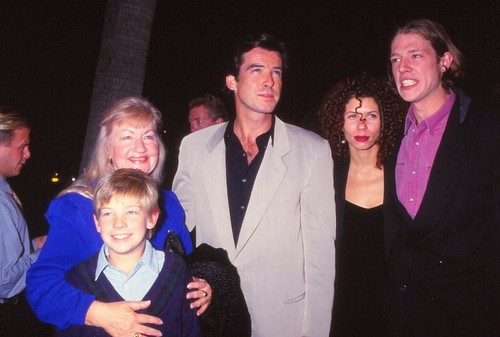 Dia pierce brosnan söhne - dia,