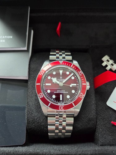 Tudor black bay bordeaux - black, 58