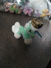 Filly Einhorn ? Figur Krone ? Mit  Stein Squeak Fischer Adventskalender Füllen