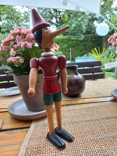Pinocchio aus holz - pinocchio, beweglich