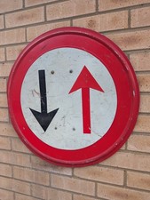 Original Straßenschild Straße Zweiwege Verkehr Europa 