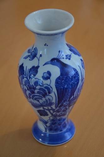 Kleine vase aus porzellan - vase,