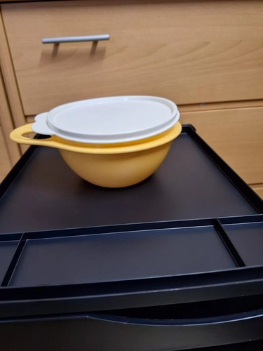 Tupperware maximilian - tupperware,