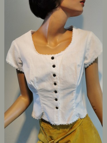 True vintage trachtenbluse - true,