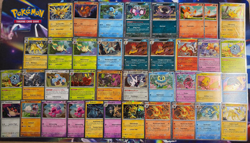 Pokemon cosmic foil swirl - foil,