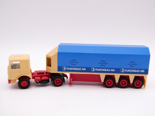 Herpa man - , /