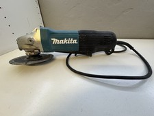 Flex MakitaGA5050R 1300W 125mm Winkelschleifer mit Diamantscheibe ohne Schlüssel