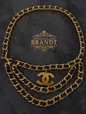 CHANEL Vintage 90s CC