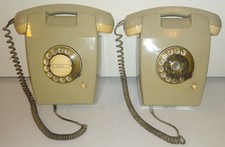 2 Stück Wandtelefone mit Wählscheibe, Krone GmbH, W65 (?), vintage