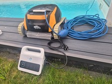 Dolphin E25 Poolroboter funktioniert super sehr guter Zustand