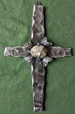 Wandkreuz Schmiedeeisen mit großem Heilstein Pyrit, Unikat handgefertigt